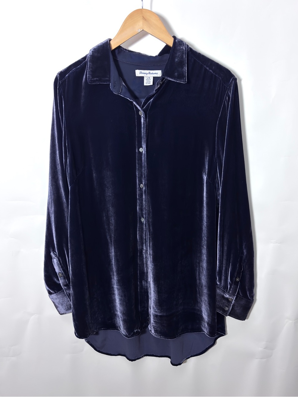 Women’s Tommy Bahama Velvet Silk Sapphire Blue Button Down Shirt Large